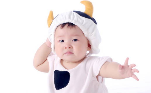 1618881685989485.jpg 2021年出生的牛<a href=https://www.hmzw.com/html/baobao.html target=_blank class=infotextkey>宝宝</a>取名大全 牛<a href=https://www.hmzw.com/html/baobao.html target=_blank class=infotextkey>宝宝</a>好听单字分享