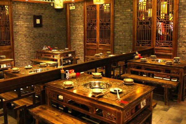 火锅店起什么<a href=https://www.hmzw.com/html/mingzi.html target=_blank class=infotextkey>名字</a>好 火锅店起名大全