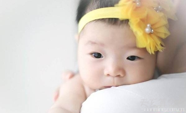 2019年<a href=https://www.hmzw.com/html/xinsheng.html target=_blank class=infotextkey>新生</a><a href=https://www.hmzw.com/html/yinger.html target=_blank class=infotextkey>婴儿</a>起名   2019年猪<a href=https://www.hmzw.com/html/baobao.html target=_blank class=infotextkey>宝宝</a>起名方法