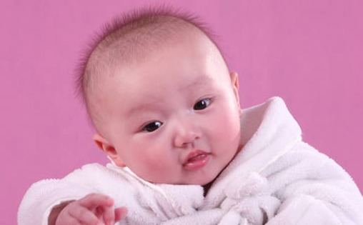 虎年男<a href=https://m.hmzw.com/html/baobao.html target=_blank class=infotextkey>宝宝</a>如何取名 2022年男孩响亮好听<a href=https://m.hmzw.com/html/mingzi.html target=_blank class=infotextkey>名字</a>