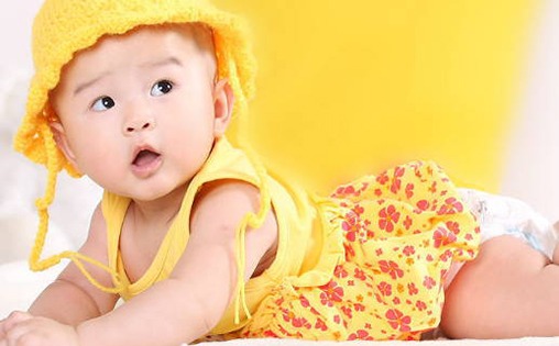 小孩<a href=https://m.hmzw.com/html/xingming.html target=_blank class=infotextkey>姓名</a>大全男孩<a href=https://m.hmzw.com/html/mingzi.html target=_blank class=infotextkey>名字</a> 男孩大气有<a href=https://m.hmzw.com/html/hanyang.html target=_blank class=infotextkey>涵养</a>的<a href=https://m.hmzw.com/html/mingzi.html target=_blank class=infotextkey>名字</a>