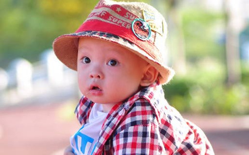 楚辞有典故的男孩取<a href=https://m.hmzw.com/html/mingzi.html target=_blank class=infotextkey>名字</a>大全 <a href=https://m.hmzw.com/html/baobao.html target=_blank class=infotextkey>宝宝</a>取<a href=https://m.hmzw.com/html/mingzi.html target=_blank class=infotextkey>名字</a>最好的字分享