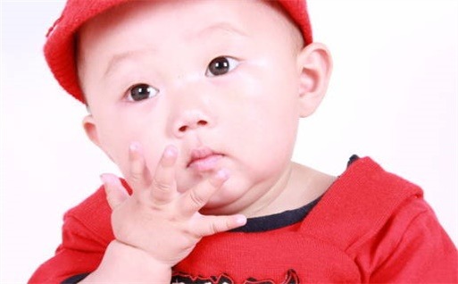 袁姓男孩<a href=https://m.hmzw.com/html/mingzi.html target=_blank class=infotextkey>名字</a>大全 2023属兔男生大气取名参考
