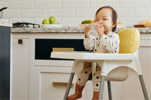 女人<a href=https://www.hmzw.com/html/xingyun.html target=_blank class=infotextkey>幸运</a>又聚财的<a href=https://www.hmzw.com/html/mingzi.html target=_blank class=infotextkey>名字</a> 好运幸福发财的女孩<a href=https://www.hmzw.com/html/mingzi.html target=_blank class=infotextkey>名字</a>